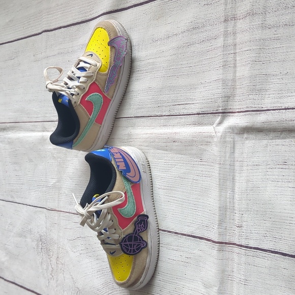 Nike Air Force 1 Vibrant Blue and Yellow Sneakers - Picture 7 of 7